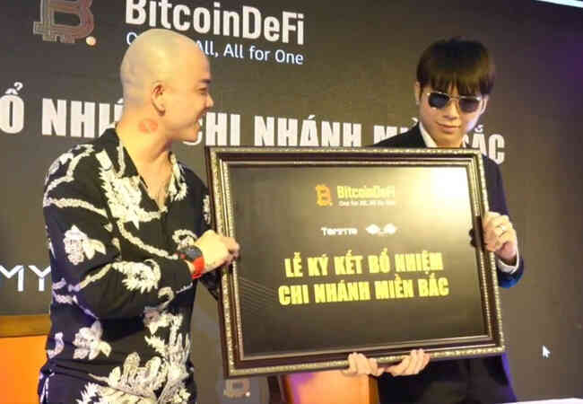 Thủ lĩnh đa cấp tiền số BitcoinDeFi bất ngờ 