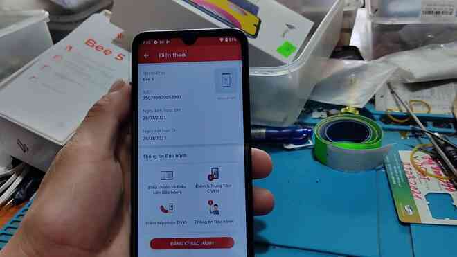 Smartphone Vsmart bất ngờ xuất hiện trên thị trường dù Vingroup đã rút khỏi thị trường di động (Cập nhật: Phản hồi từ VinSmart) - Ảnh 9. Smartphone Vsmart bất ngờ xuất hiện trên thị trường dù Vingroup đã rút khỏi thị trường di động (Cập nhật: Phản hồi từ VinSmart) - Ảnh 9.