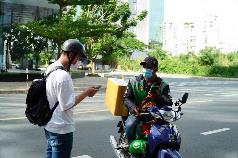 Người dân TP.HCM xoay xở ra sao trong mùa dịch?
