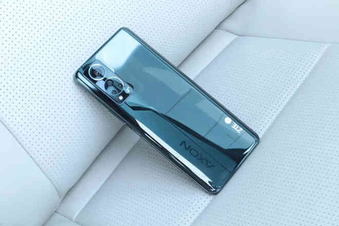 ZTE ra mắt smartphone với camera ẩn dưới màn hình thế hệ mới, giá từ 7.7 triệu đồng - Ảnh 6. ZTE ra mắt smartphone với camera ẩn dưới màn hình thế hệ mới, giá từ 7.7 triệu đồng - Ảnh 6.