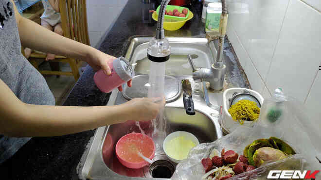 Đánh giá máy xay sinh tố cầm tay Ranbem 828B: đẹp nữ tính, dáng nhỏ xinh, làm quà tặng cho người yêu hoặc vợ thì hết sảy! - Ảnh 22. Đánh giá máy xay sinh tố cầm tay Ranbem 828B: đẹp nữ tính, dáng nhỏ xinh, làm quà tặng cho người yêu hoặc vợ thì hết sảy! - Ảnh 22.