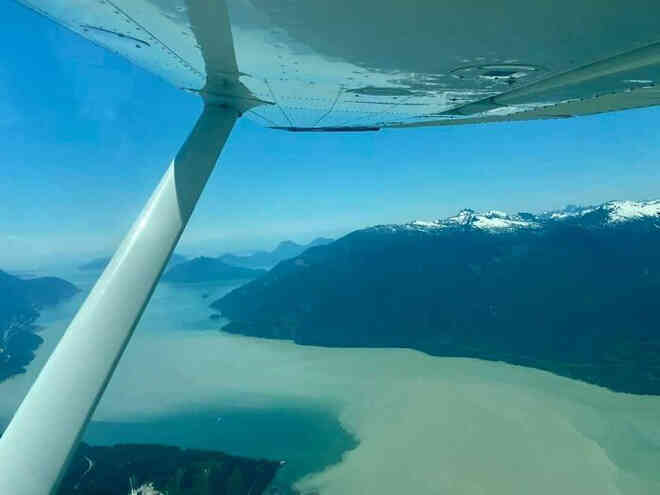 20 hình ảnh cho thấy cái nóng như thiêu đốt tại Mỹ và Canada: mặt đường nứt toát, nấu trứng không cần lửa - Ảnh 14. 20 hình ảnh cho thấy cái nóng như thiêu đốt tại Mỹ và Canada: mặt đường nứt toát, nấu trứng không cần lửa - Ảnh 14.