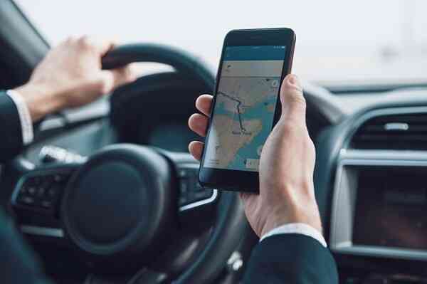 Trợ lý AI tiếng Việt giúp khắc phục lỗi giao thông phổ biến thế giới