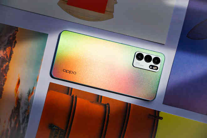 Chi tiết thiết kế nhỏ nhưng có tâm trên OPPO Reno6, smartphone khác cũng nên làm vậy
