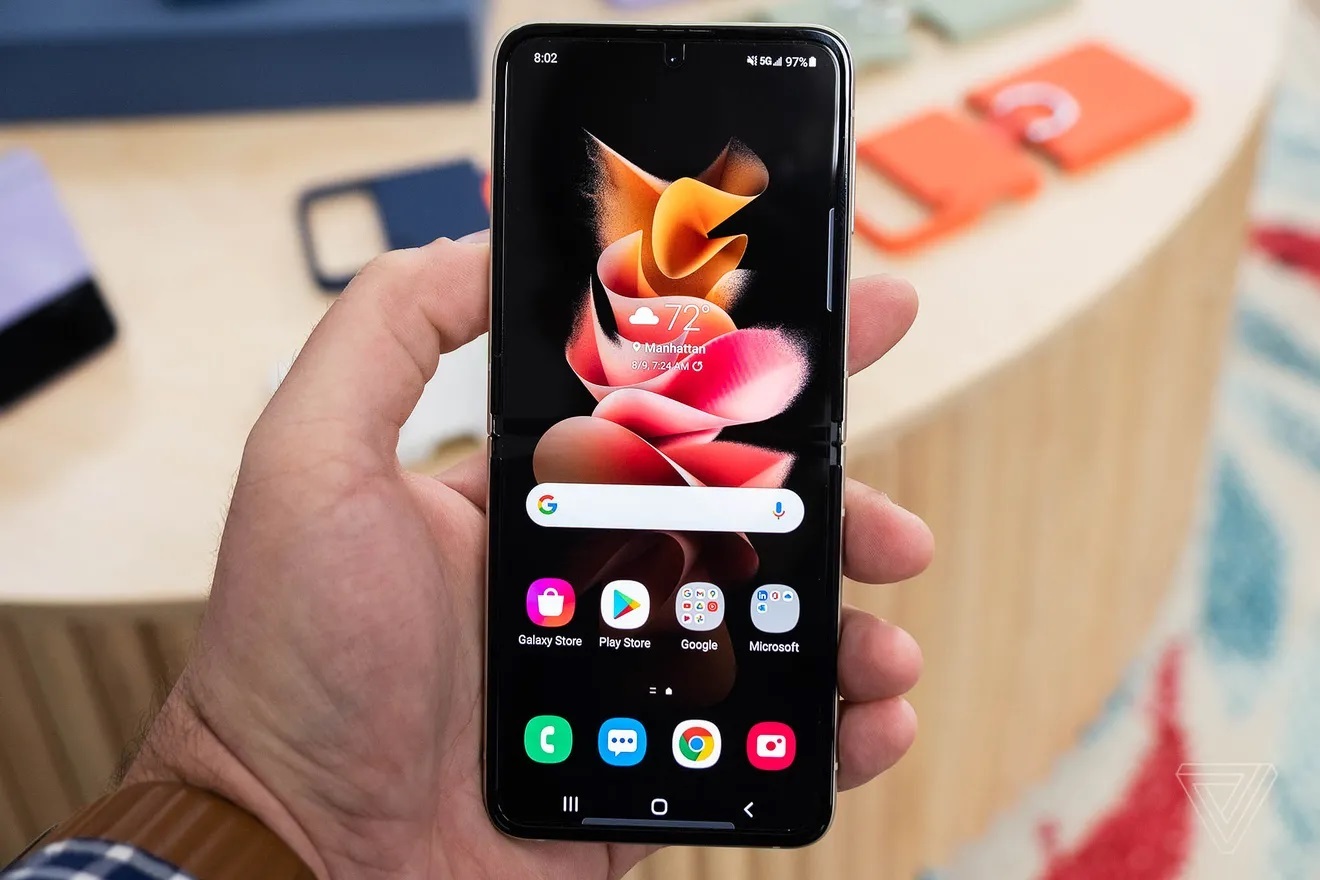 Samsung chính thức ra mắt Galaxy Z Fold3 và Z Flip3