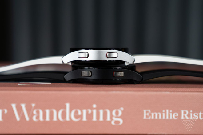 Samsung ra mắt Galaxy Watch 4: Phần cứng Samsung, phần mềm Google, đẹp cả đôi đường - Ảnh 4. Samsung ra mắt Galaxy Watch 4: Phần cứng Samsung, phần mềm Google, đẹp cả đôi đường - Ảnh 4.