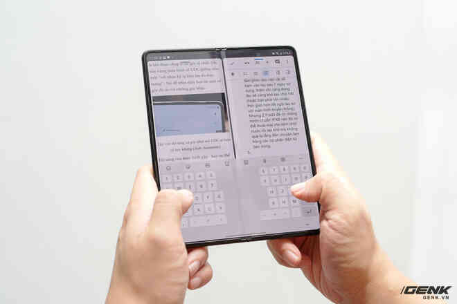 Trải nghiệm nhanh Galaxy Z Fold3: Đôi khi tôi quên mất màn hình này có nốt ruồi... - Ảnh 13. Trải nghiệm nhanh Galaxy Z Fold3: Đôi khi tôi quên mất màn hình này có nốt ruồi... - Ảnh 13.