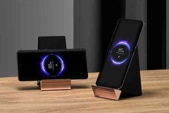 Xiaomi ra mắt đế sạc không dây 100W, giá chỉ 2.1 triệu đồng