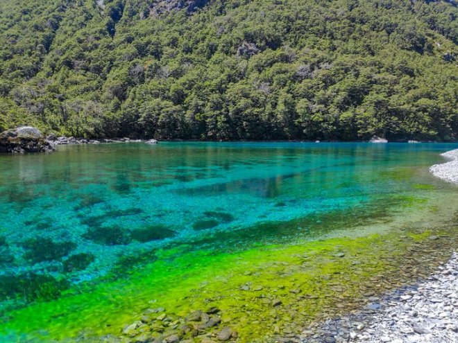 Chiêm ngưỡng hồ nước ngọt sạch nhất thế giới mà con người từng biết đến - Ảnh 5.