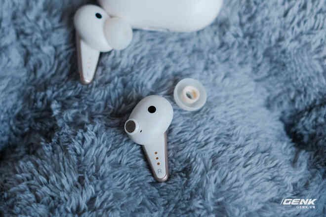 Đánh giá Libratone Track Air+ 2: Một chiếc tai nghe không dây với trải nghiệm tối giản là như thế nào? - Ảnh 15. Đánh giá Libratone Track Air+ 2: Một chiếc tai nghe không dây với trải nghiệm tối giản là như thế nào? - Ảnh 15.