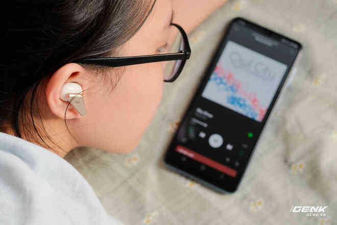 Đánh giá Libratone Track Air+ 2: Một chiếc tai nghe không dây với trải nghiệm tối giản là như thế nào? - Ảnh 17. Đánh giá Libratone Track Air+ 2: Một chiếc tai nghe không dây với trải nghiệm tối giản là như thế nào? - Ảnh 17.