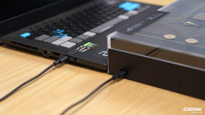 Cận cảnh laptop ASUS ROG Zephyrus G14 phiên bản hợp tác với DJ Alan Walker giá gần 50 triệu đồng - Ảnh 10. Cận cảnh laptop ASUS ROG Zephyrus G14 phiên bản hợp tác với DJ Alan Walker giá gần 50 triệu đồng - Ảnh 10.