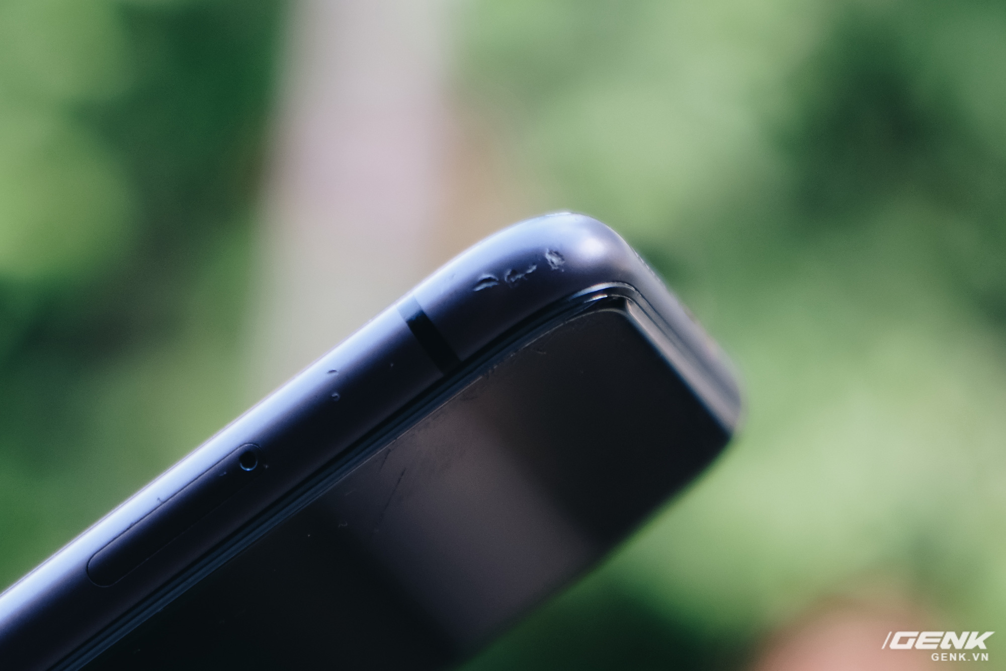 Mua iPhone 11 giá rẻ, tôi đã nhận phải quả đắng như thế nào? - Ảnh 4. Mua iPhone 11 giá rẻ, tôi đã nhận phải quả đắng như thế nào? - Ảnh 4.