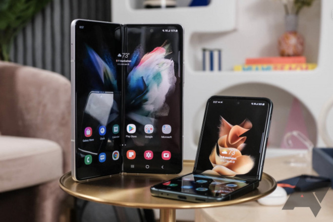 Giá thay màn hình trên Galaxy Z Fold3 và Z Flip3 vẫn còn cao, nhưng ít nhất thì đã rẻ hơn trước