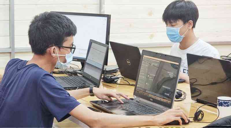 Nhân lực công nghệ thông tin: Bao giờ hết “giật gấu vá vai”