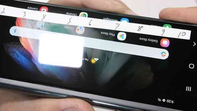 Galaxy Z Fold3 có độ bền ấn tượng, không mỏng manh như nhiều người nghĩ - Ảnh 6. Galaxy Z Fold3 có độ bền ấn tượng, không mỏng manh như nhiều người nghĩ - Ảnh 6.