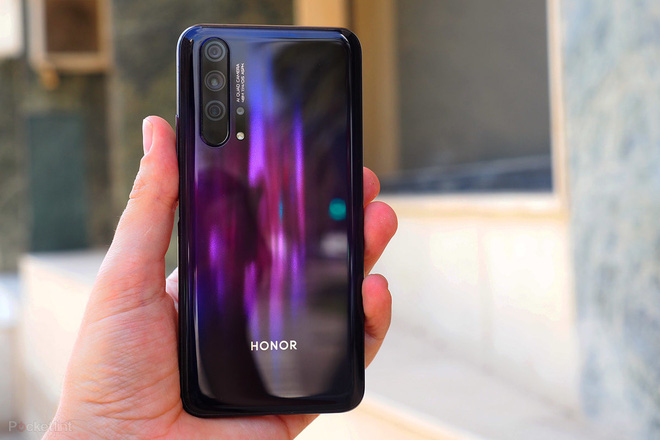 Lần đầu tiên smartphone không phải của Huawei được cập nhật HarmonyOS - Ảnh 2. Lần đầu tiên smartphone không phải của Huawei được cập nhật HarmonyOS - Ảnh 2.