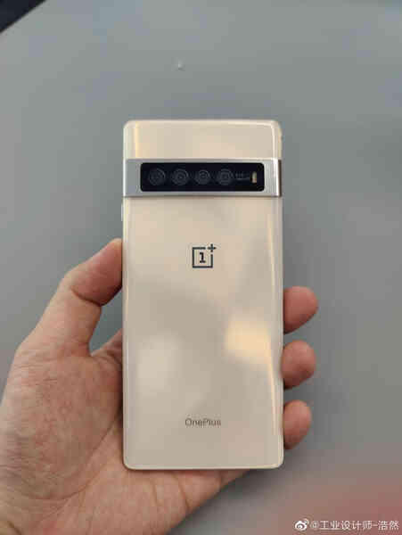 Hoá ra OnePlus từng có một chiếc smartphone với thiết kế giống hệt Pixel 6