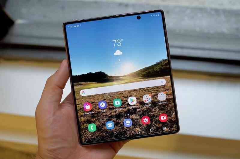 Loạt smartphone cao cấp đang giảm giá cả chục triệu đồng tại Việt Nam