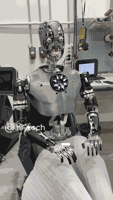 Rợn tóc gáy với mẫu robot quá giống người Cyborg Terminator của Nga: có thể biến thành bất cứ người nào - Ảnh 5. Rợn tóc gáy với mẫu robot quá giống người Cyborg Terminator của Nga: có thể biến thành bất cứ người nào - Ảnh 5.