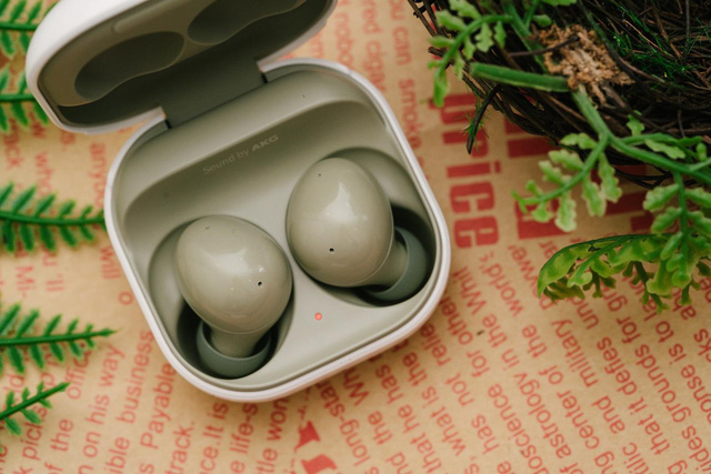 Thấy gì qua việc Samsung đưa tính năng chống ồn chủ động (ANC) vào Galaxy Buds2?