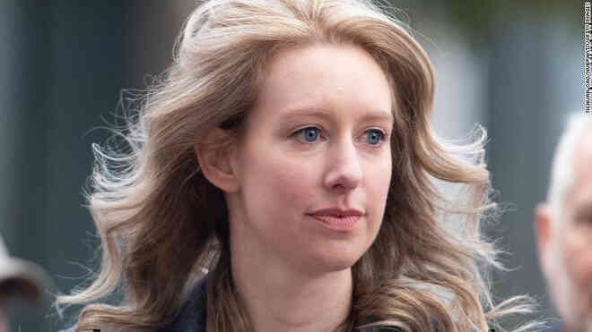 Đời thăng trầm của ‘siêu lừa’ xứ Silicon - Elizabeth Holmes - Ảnh 1. Đời thăng trầm của ‘siêu lừa’ xứ Silicon - Elizabeth Holmes - Ảnh 1.