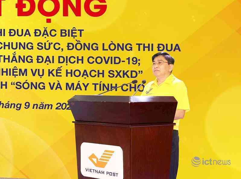 Vietnam Post góp 10.000 thiết bị thông minh vào chương trình “Sóng và máy tính cho em”