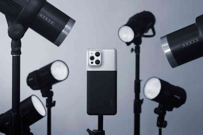 OPPO ra mắt Find X3 Pro phiên bản Nhiếp ảnh gia với thiết kế giống máy film cổ - Ảnh 1.