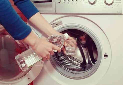 Bí kíp vệ sinh máy giặt sạch tinh như mới bằng 3 phụ gia thực phẩm phổ biến mà nhà nào cũng có - Ảnh 6. Bí kíp vệ sinh máy giặt sạch tinh như mới bằng 3 phụ gia thực phẩm phổ biến mà nhà nào cũng có - Ảnh 6.