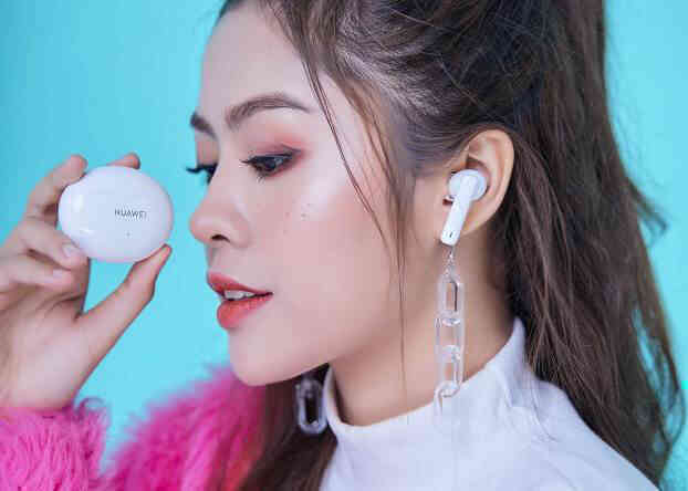 Phụ kiện Huawei - Vaccine vui khỏe, lạc quan giữa mùa dịch - Ảnh 3. Phụ kiện Huawei - Vaccine vui khỏe, lạc quan giữa mùa dịch - Ảnh 3.