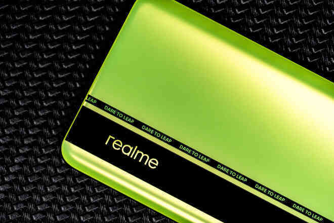 realme GT Neo2 ra mắt: Thiết kế mới, màn hình AMOLED 120Hz, Snapdragon 870, sạc nhanh 65W, giá từ 8.5 triệu đồng - Ảnh 4.