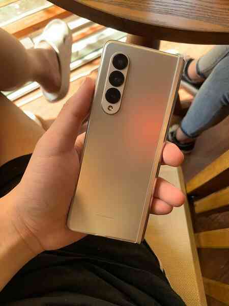 Fan công nghệ hào hứng trên mạng xã hội với loạt ảnh đại diện mới khoe ảnh sở hữu Galaxy Z Fold3 và Z Flip3 - Ảnh 4. Fan công nghệ hào hứng trên mạng xã hội với loạt ảnh đại diện mới khoe ảnh sở hữu Galaxy Z Fold3 và Z Flip3 - Ảnh 4.