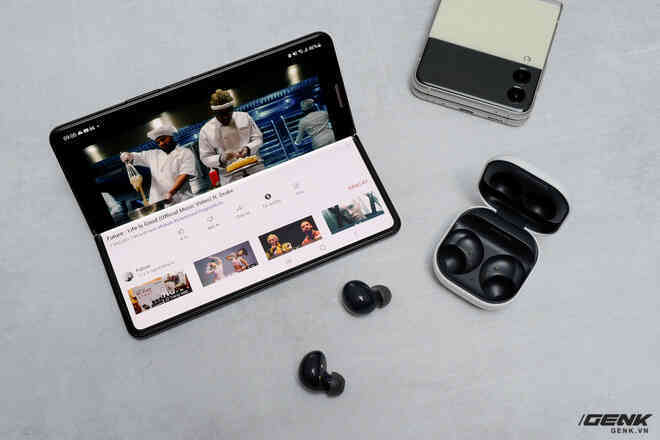Lần đầu tiên sau nhiều năm, đột nhiên Samsung không còn là iPhone killer - Ảnh 4. Lần đầu tiên sau nhiều năm, đột nhiên Samsung không còn là iPhone killer - Ảnh 4.