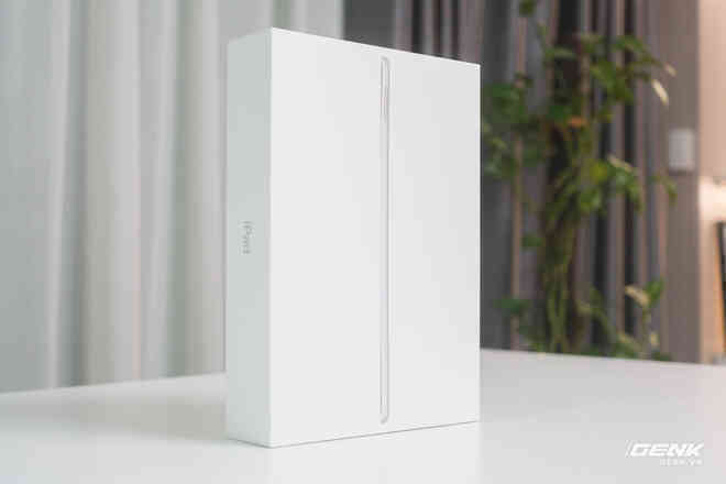 Trên tay iPad 9 tại VN: Thiết kế "lỗi thời" nhưng vẫn sẽ bán rất chạy!