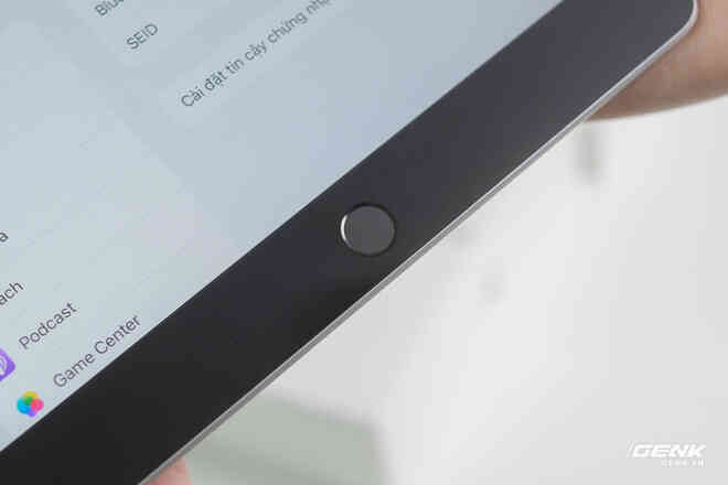 Trên tay iPad 9 tại VN: Thiết kế lỗi thời nhưng vẫn sẽ bán rất chạy! - Ảnh 6.