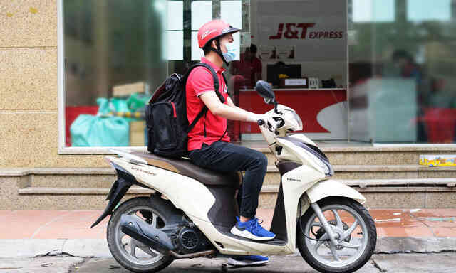 J&T Express cam kết chất lượng của “bộ ba” dịch vụ giao hàng