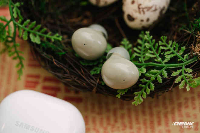 Đánh giá Galaxy Buds 2: True Wireless Samsung đầu tiên tôi có thể khuyến nghị với tất cả mọi người - Ảnh 17. Đánh giá Galaxy Buds 2: True Wireless Samsung đầu tiên tôi có thể khuyến nghị với tất cả mọi người - Ảnh 17.