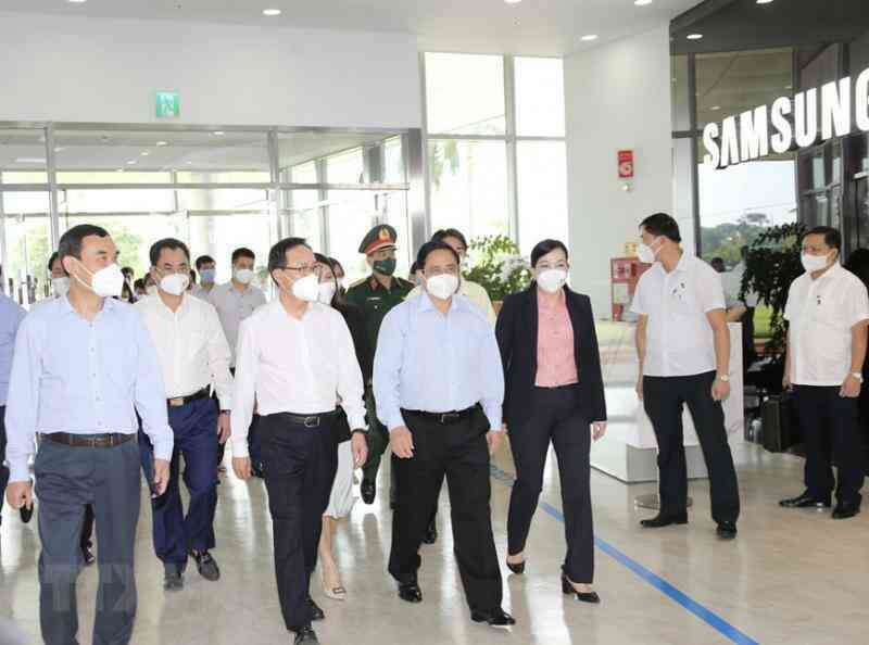 Thủ tướng thăm Nhà máy Samsung Electronics Việt Nam Thái Nguyên