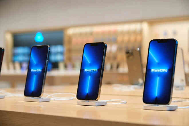iPhone 13 delay cả tháng khắp Á, Âu hoá ra vì thiếu một linh kiện quan trọng sản xuất tại Việt Nam