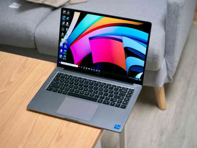 laptop học tại nhà khan hiếm ảnh 2 laptop hoc tai nha khan hiem anh 2