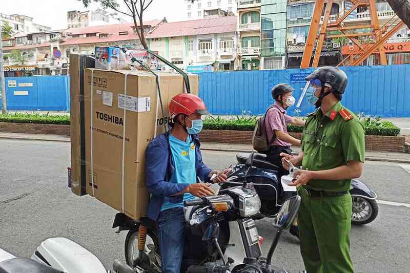laptop học tại nhà khan hiếm ảnh 3 laptop hoc tai nha khan hiem anh 3