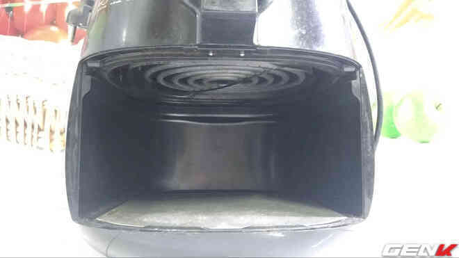 Mua cả lò nướng và nồi chiên không dầu từ 3 năm trước tôi rút ra được 8 lý do khiến 1 thứ phủ bụi, 1 thứ thì dùng đến không kịp nguội - Ảnh 6. Mua cả lò nướng và nồi chiên không dầu từ 3 năm trước tôi rút ra được 8 lý do khiến 1 thứ phủ bụi, 1 thứ thì dùng đến không kịp nguội - Ảnh 6.
