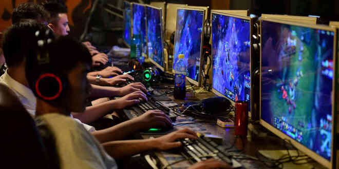 Giới hạn giờ chơi game của trẻ em biến cuối tuần trở thành thảm họa cho các game thủ Trung Quốc - Ảnh 2. Giới hạn giờ chơi game của trẻ em biến cuối tuần trở thành thảm họa cho các game thủ Trung Quốc - Ảnh 2.