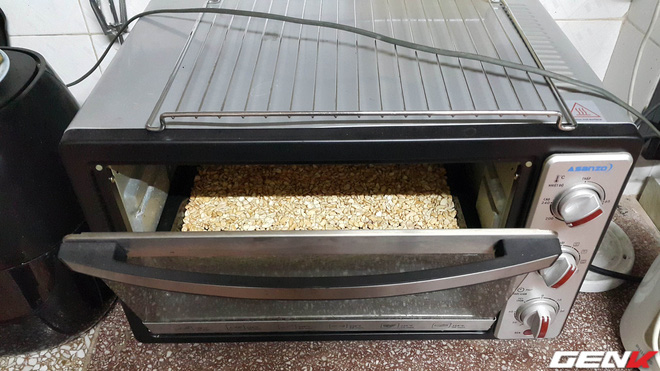 Dù đã có nồi chiên không dầu nhưng có 5 lí do đặc biệt khiến tôi phải sắm thêm cả lò nướng - Ảnh 5. Dù đã có nồi chiên không dầu nhưng có 5 lí do đặc biệt khiến tôi phải sắm thêm cả lò nướng - Ảnh 5.