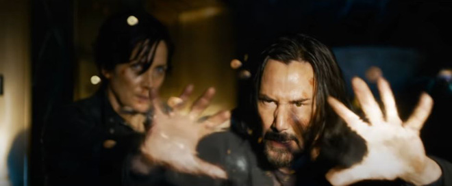 The Matrix: Resurrections tung trailer đầu tiên, Neo và Trinity hồi sinh trong ma trận nhưng lại bơ nhau vì mất sạch ký ức - Ảnh 3. The Matrix: Resurrections tung trailer đầu tiên, Neo và Trinity hồi sinh trong ma trận nhưng lại bơ nhau vì mất sạch ký ức - Ảnh 3.