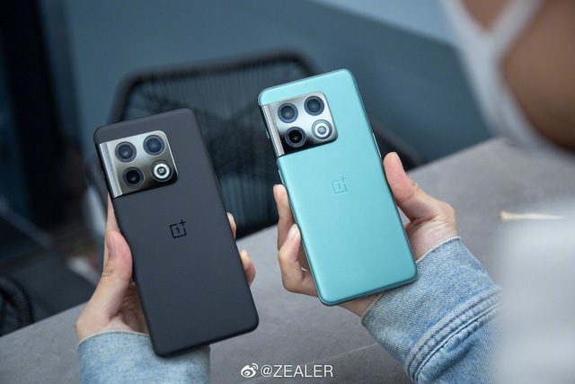 OnePlus 10 Pro ra mắt: Thiết kế mới, camera góc rộng 150 độ, Snapdragon 8 Gen 1, sạc nhanh 80W, giá từ 16.7 triệu đồng