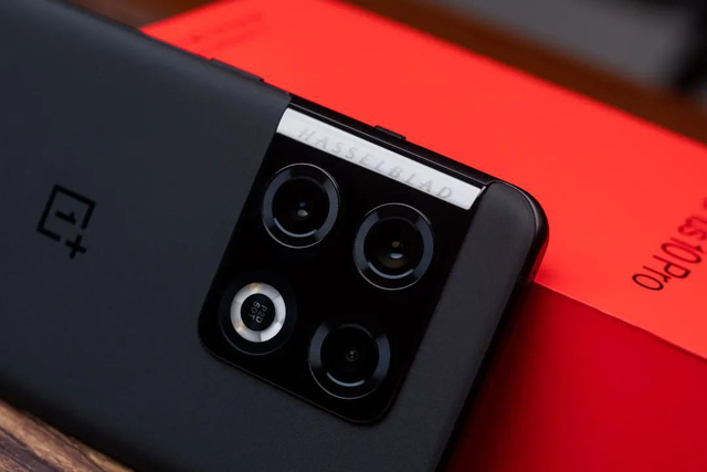 OnePlus 10 Pro ra mắt: Thiết kế mới, camera góc rộng 150 độ, Snapdragon 8 Gen 1, sạc nhanh 80W, giá từ 16.7 triệu đồng - Ảnh 4. OnePlus 10 Pro ra mắt: Thiết kế mới, camera góc rộng 150 độ, Snapdragon 8 Gen 1, sạc nhanh 80W, giá từ 16.7 triệu đồng - Ảnh 4.