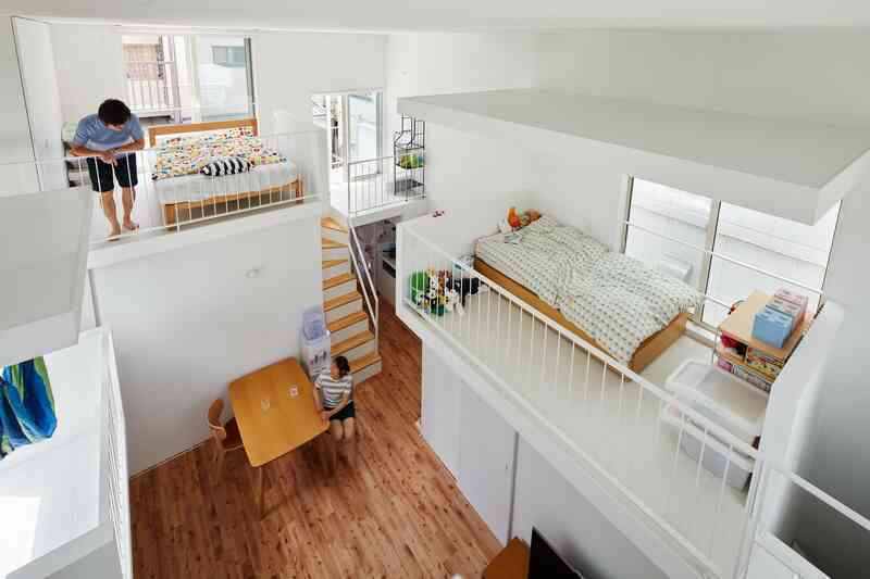 Mang phòng ngủ ra ban công, ngôi nhà 48m² ở Nhật này là sự kết hợp hoàn hảo của kiến trúc độc lạ - Ảnh 12.