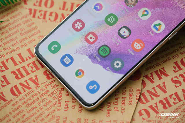 Đánh giá Samsung Galaxy S21 FE: Đúng người sai thời điểm? - Ảnh 5. Đánh giá Samsung Galaxy S21 FE: Đúng người sai thời điểm? - Ảnh 5.