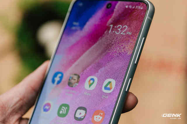 Đánh giá Samsung Galaxy S21 FE: Đúng người sai thời điểm? - Ảnh 8. Đánh giá Samsung Galaxy S21 FE: Đúng người sai thời điểm? - Ảnh 8.